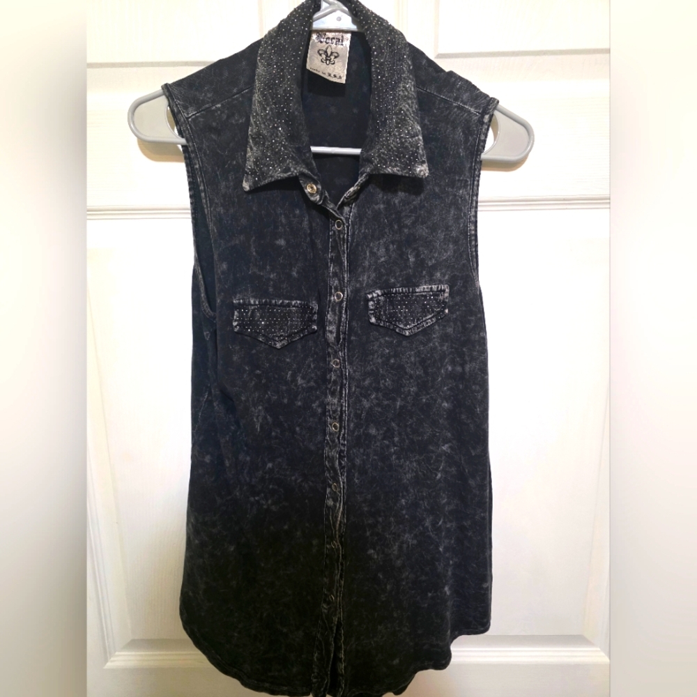 Black Sleeveless Denim Top